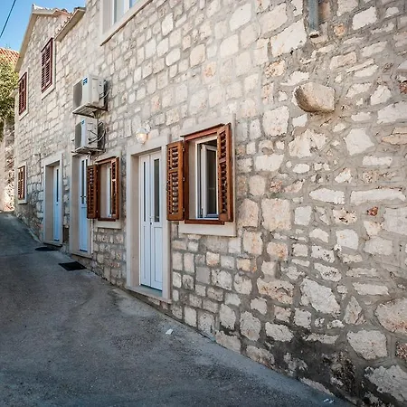 Apartment Old Town Experience *